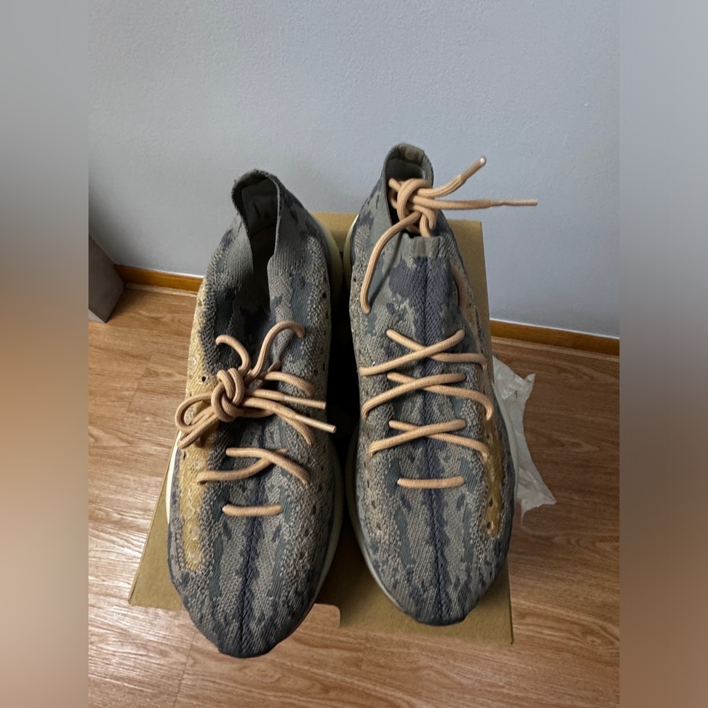 Adidas Yeezy Boost 380 "Mist Non-Reflective" 2020 size 10